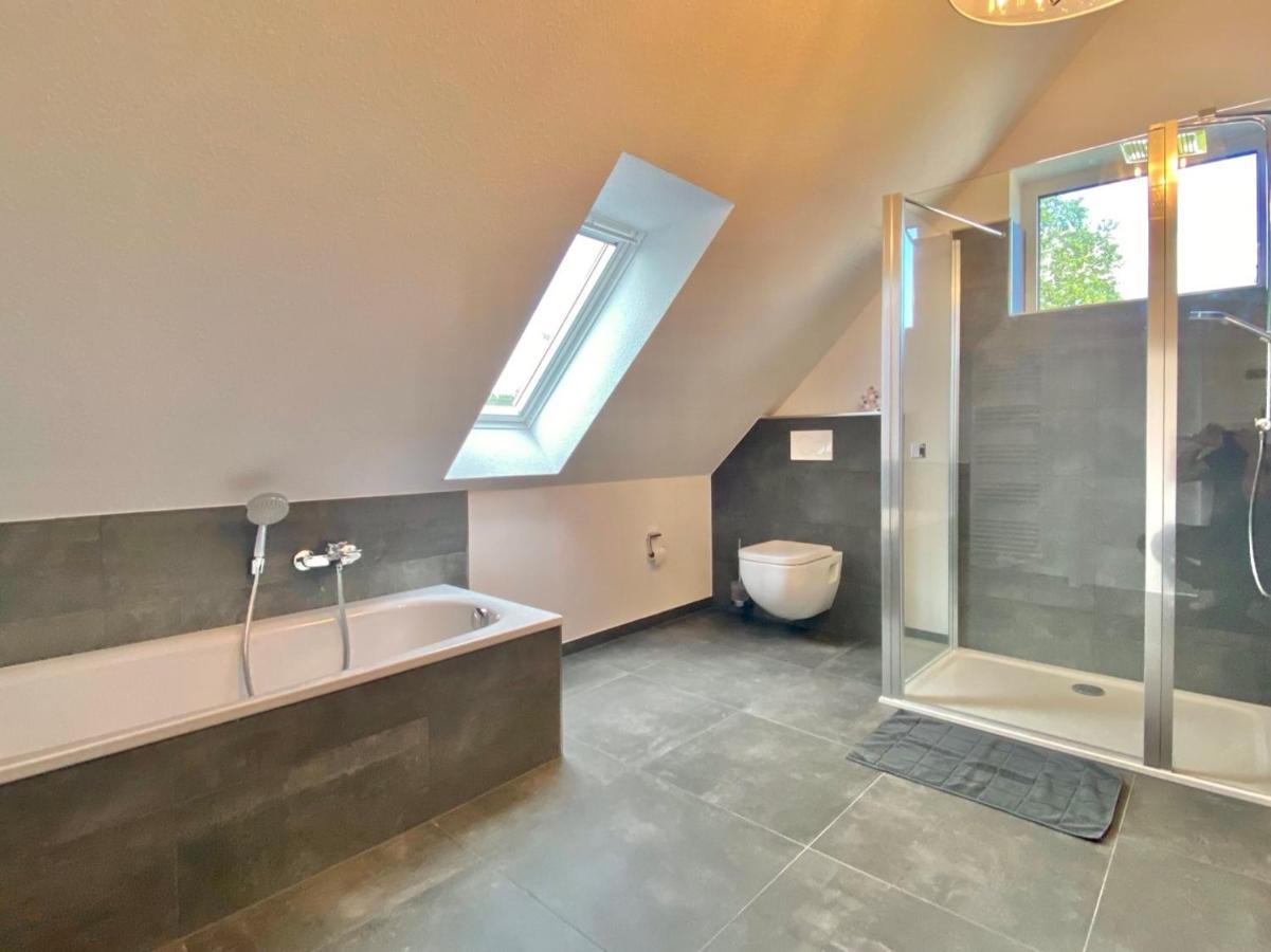 Ferienhaus Moin. Am Harkebruegger See Mit Sauna Barssel  外观 照片