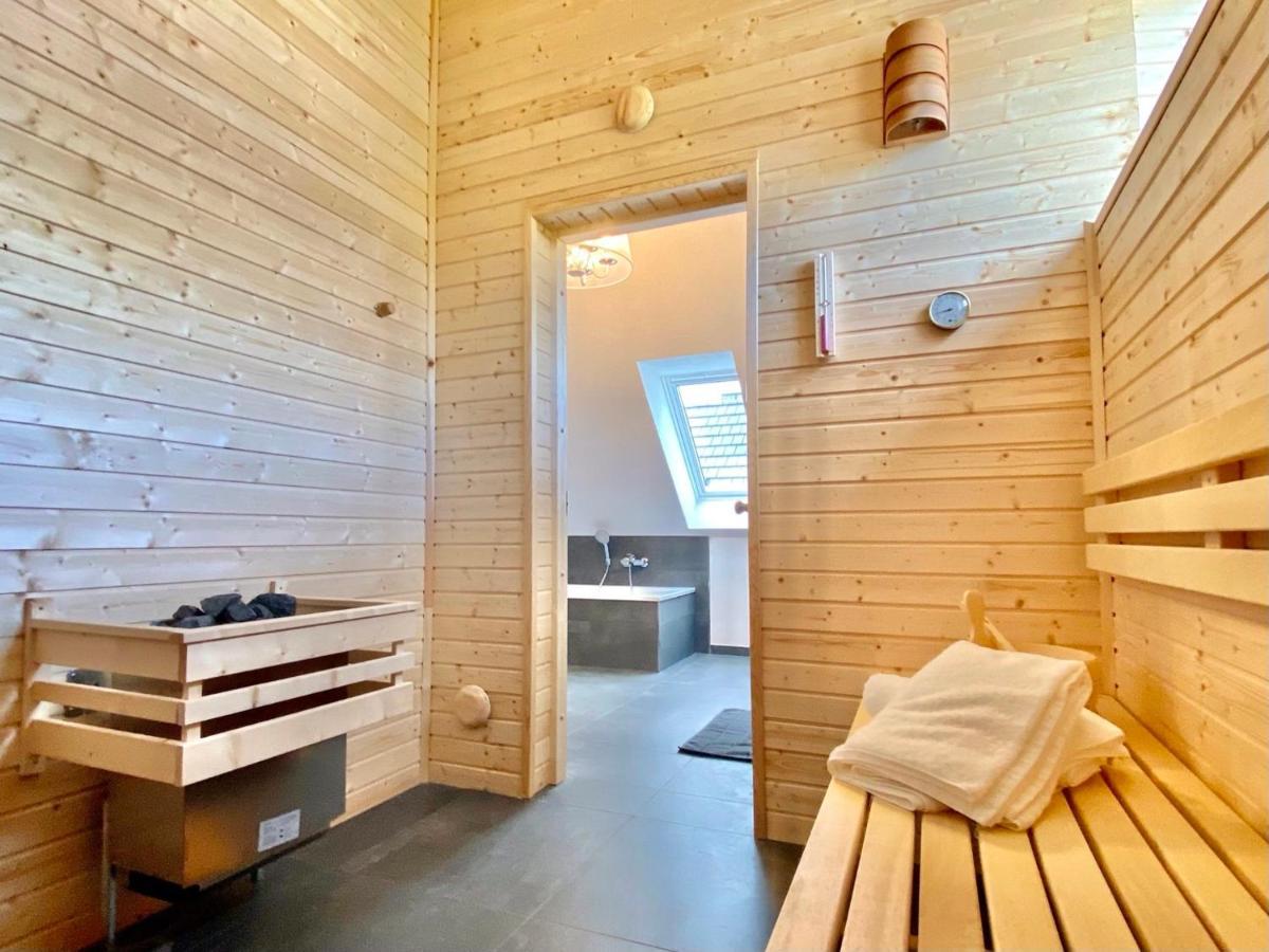 Ferienhaus Moin. Am Harkebruegger See Mit Sauna Barssel  外观 照片